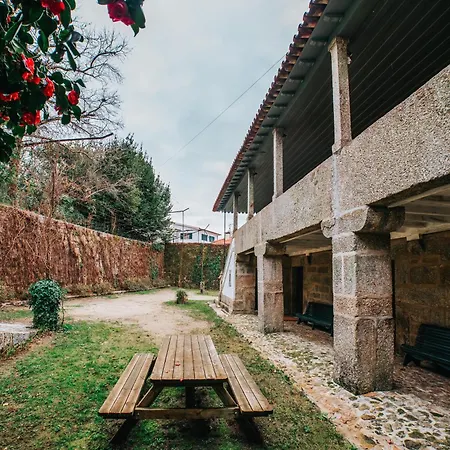 Villa Casa De Alfena - Com Jardim E Piscina Privada