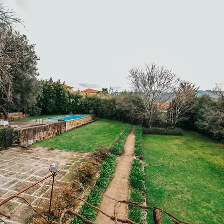 Villa Casa De Alfena - Com Jardim E Piscina Privada