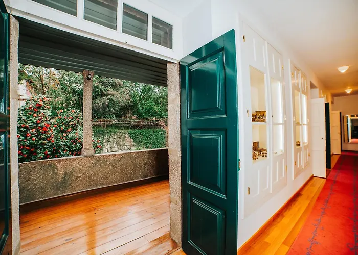 Casa De Alfena - Com Jardim E Piscina Privada 빌라